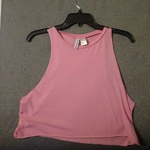 pink tank top